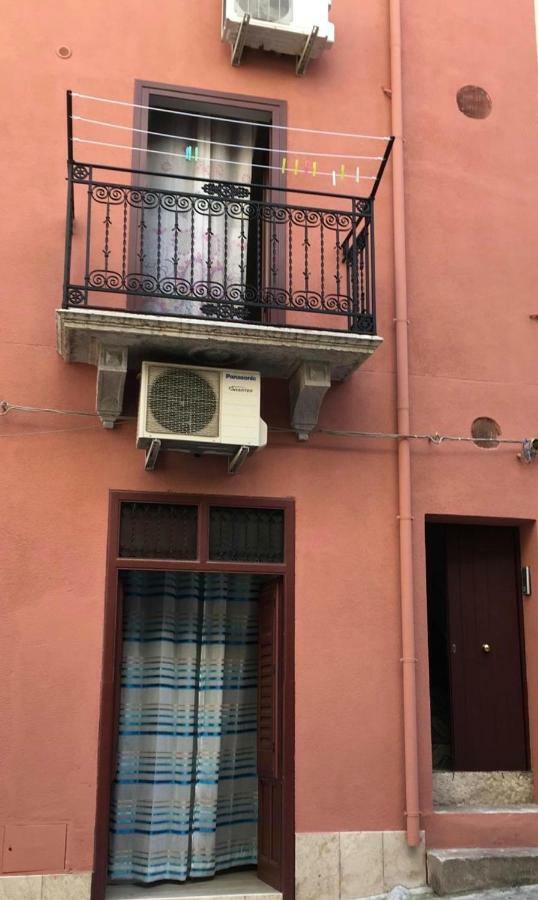 Апартаменты Casa Tiziana Кастелламмаре-дель-Голфо Экстерьер фото